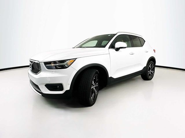 2022 Volvo XC40 Inscription