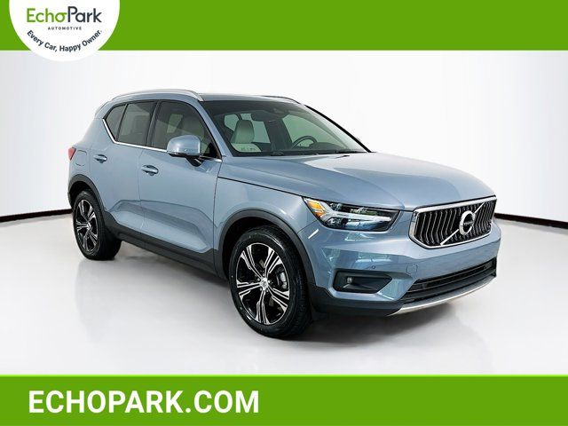 2022 Volvo XC40 Inscription