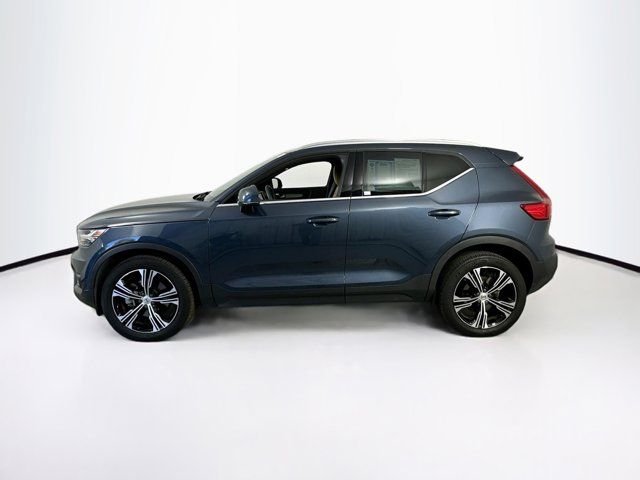 2022 Volvo XC40 Inscription