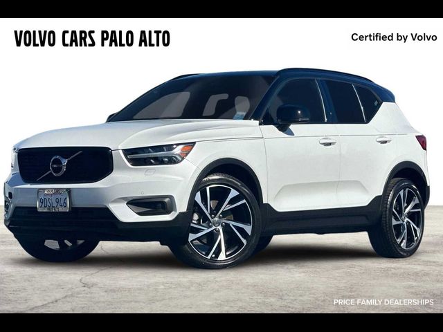 2022 Volvo XC40 R-Design