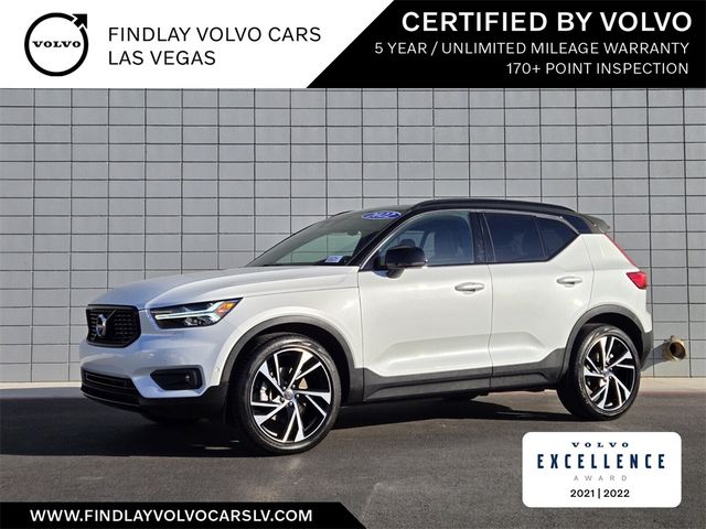 2022 Volvo XC40 R-Design