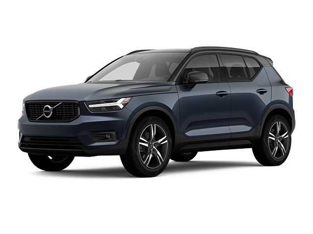 2022 Volvo XC40 R-Design