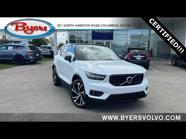 2022 Volvo XC40 R-Design