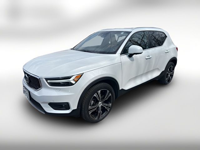 2022 Volvo XC40 Inscription