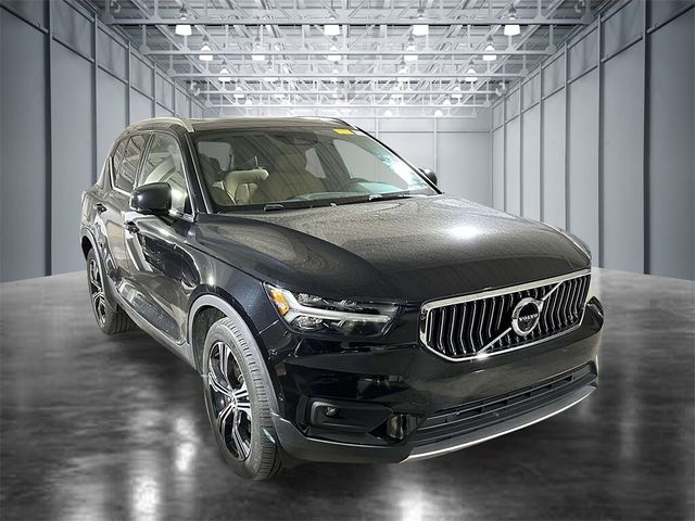 2022 Volvo XC40 Inscription