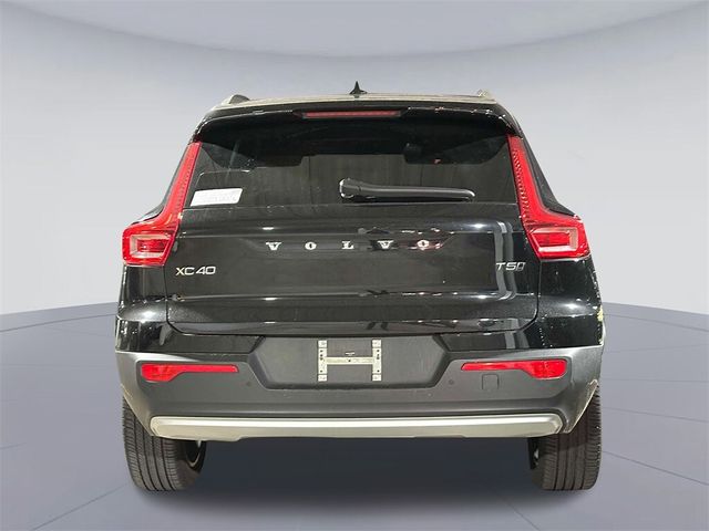 2022 Volvo XC40 Inscription