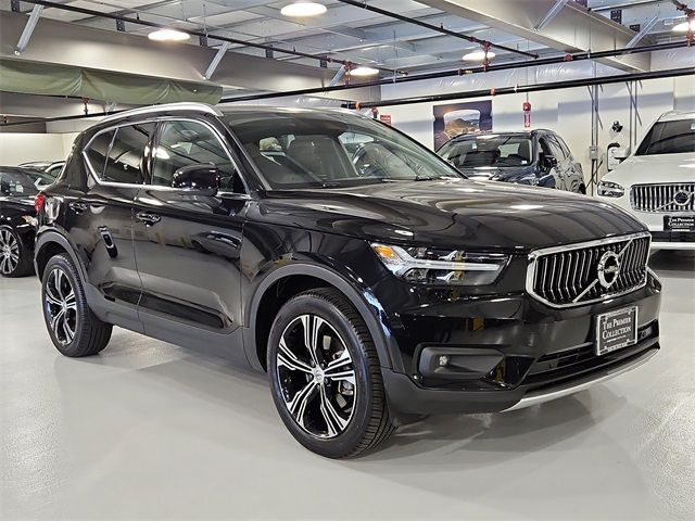 2022 Volvo XC40 Inscription