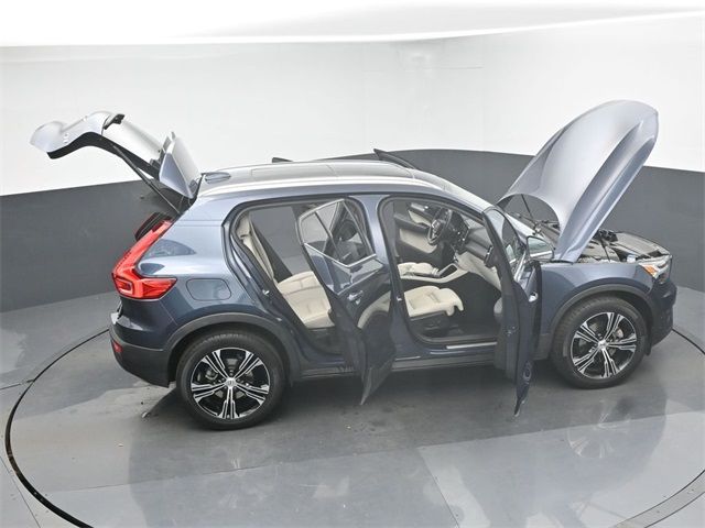 2022 Volvo XC40 Inscription