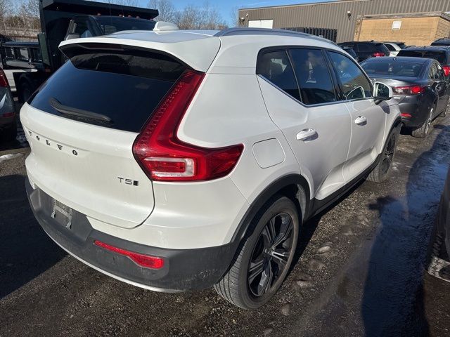 2022 Volvo XC40 Inscription