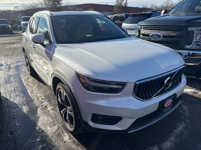 2022 Volvo XC40 Inscription