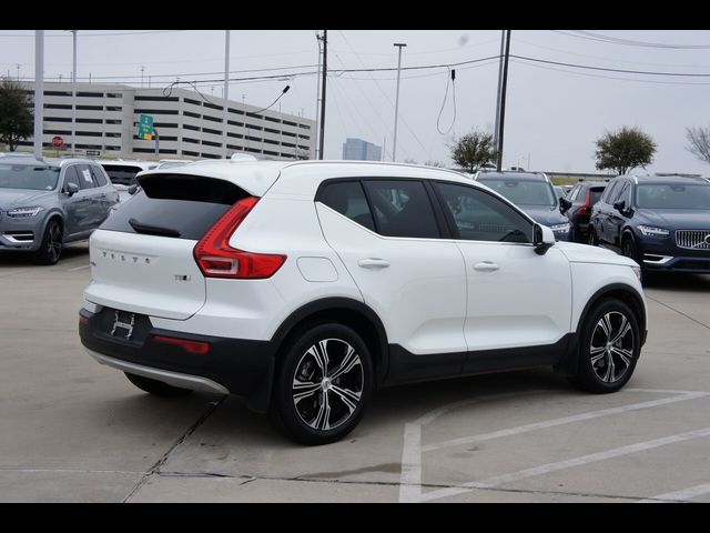 2022 Volvo XC40 Inscription