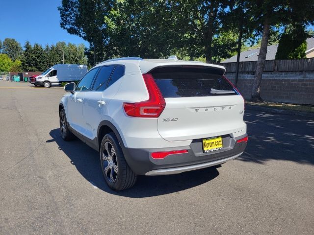 2022 Volvo XC40 Inscription