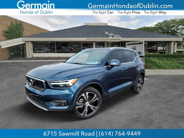 2022 Volvo XC40 Inscription