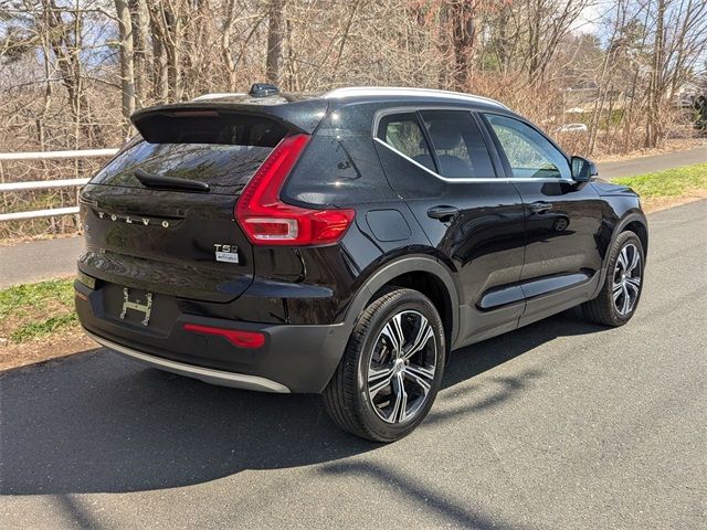 2022 Volvo XC40 Inscription