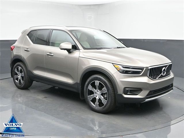 2022 Volvo XC40 Inscription