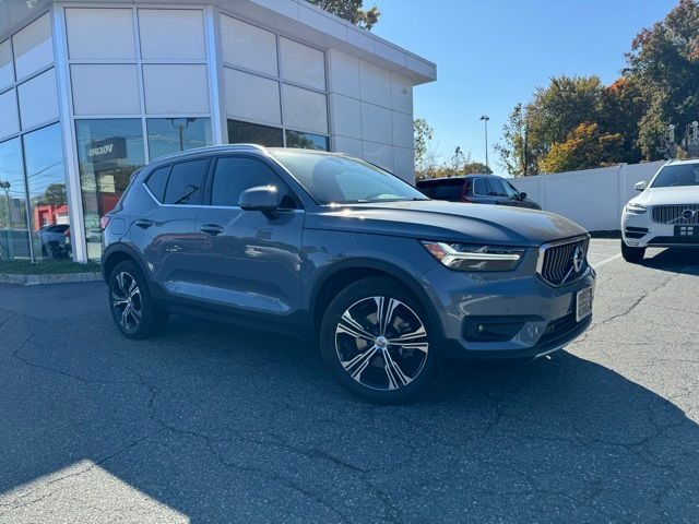 2022 Volvo XC40 Inscription