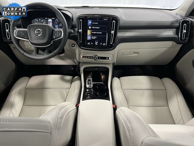 2022 Volvo XC40 Inscription