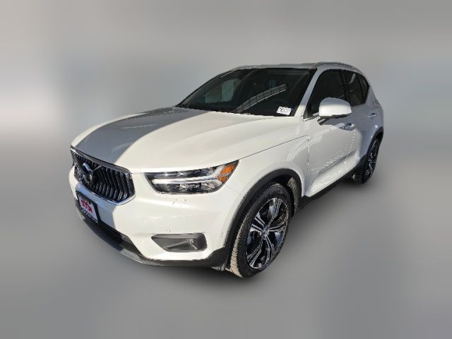 2022 Volvo XC40 Inscription