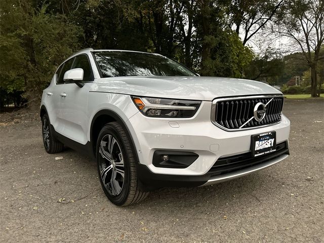 2022 Volvo XC40 Inscription