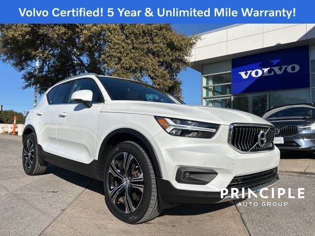 2022 Volvo XC40 Inscription