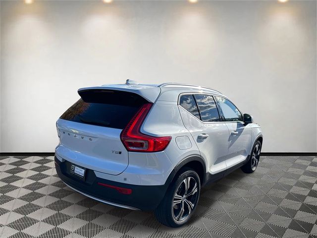 2022 Volvo XC40 Inscription