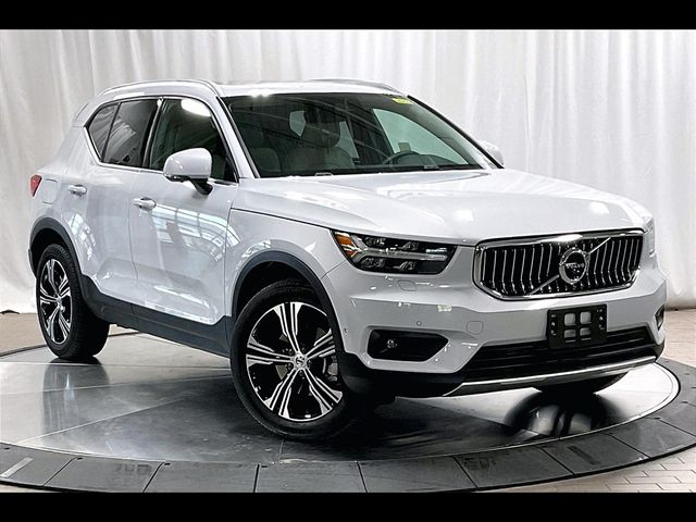 2022 Volvo XC40 Inscription