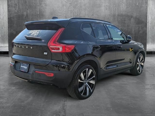 2022 Volvo XC40 Recharge Pure Electric Twin Plus