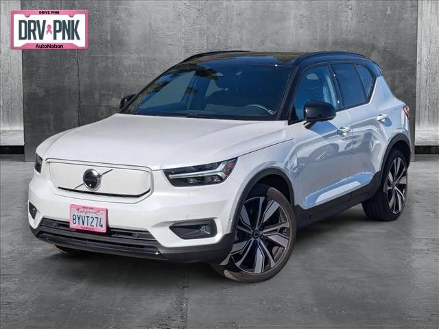 2022 Volvo XC40 Recharge Pure Electric Twin Plus