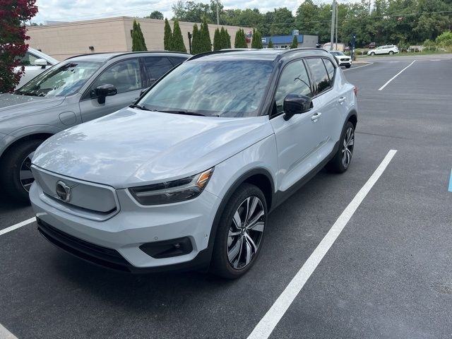 2022 Volvo XC40 Recharge Pure Electric Twin Plus