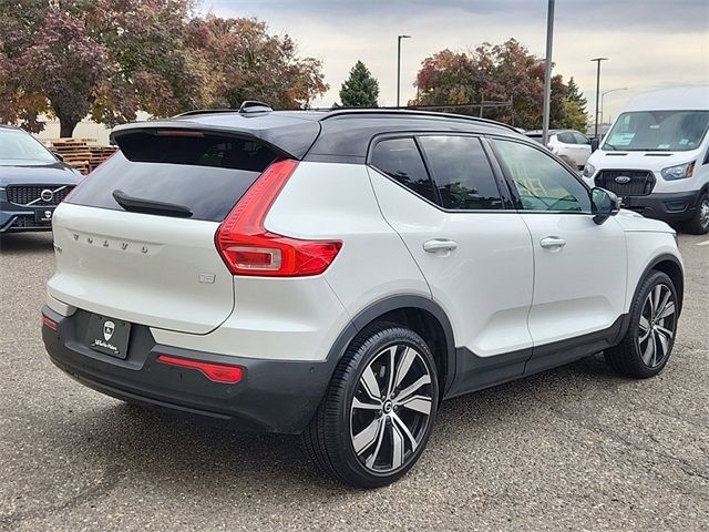 2022 Volvo XC40 Recharge Pure Electric Twin Plus