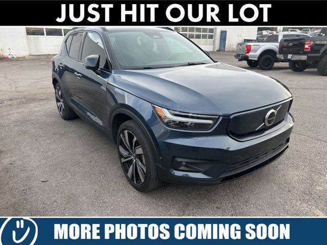 2022 Volvo XC40 Recharge Pure Electric Twin Plus