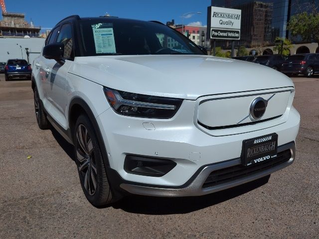 2022 Volvo XC40 Recharge Pure Electric Twin Plus