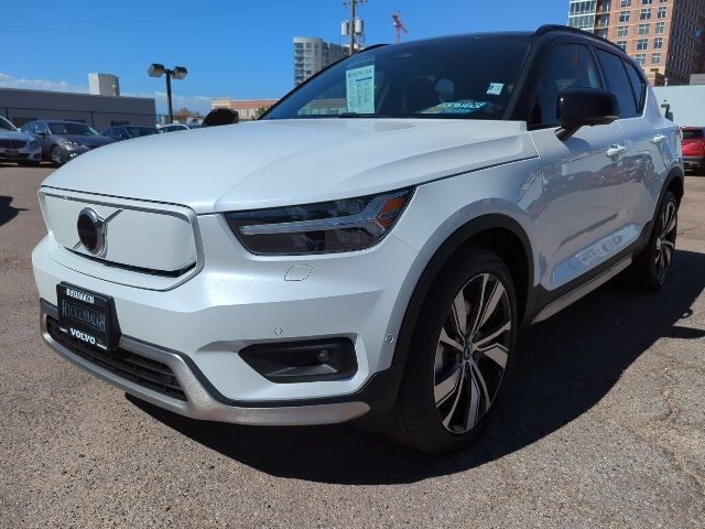 2022 Volvo XC40 Recharge Pure Electric Twin Plus