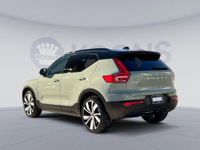 2022 Volvo XC40 Recharge Pure Electric Twin Plus