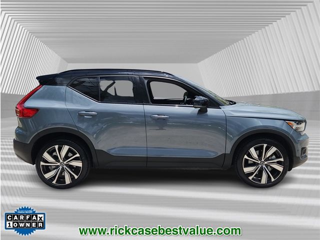 2022 Volvo XC40 Recharge Pure Electric Twin Plus