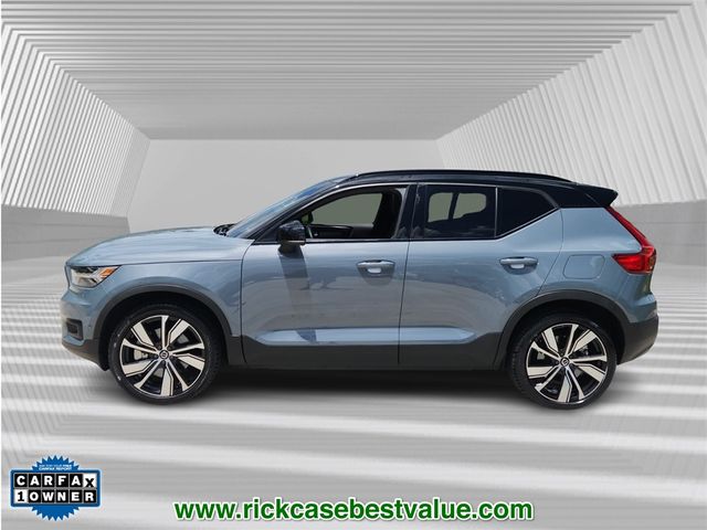 2022 Volvo XC40 Recharge Pure Electric Twin Plus