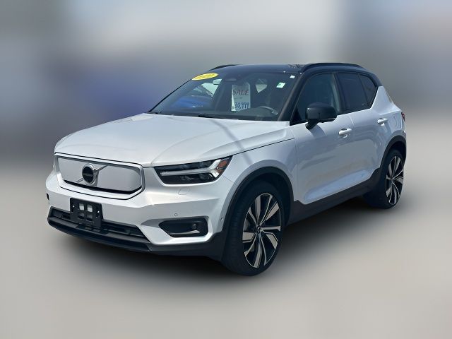 2022 Volvo XC40 Recharge Pure Electric Twin Plus