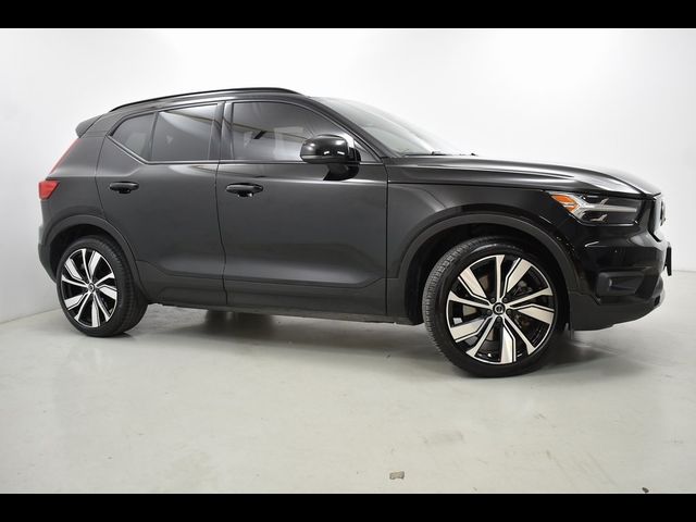 2022 Volvo XC40 Recharge Pure Electric Twin Plus