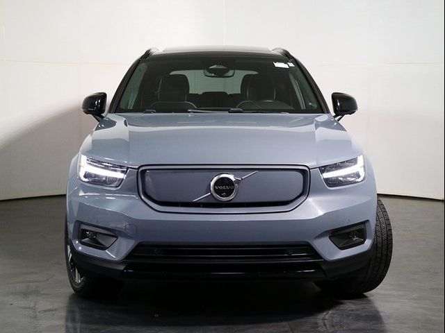 2022 Volvo XC40 Recharge Pure Electric Twin Plus