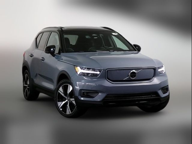 2022 Volvo XC40 Recharge Pure Electric Twin Plus