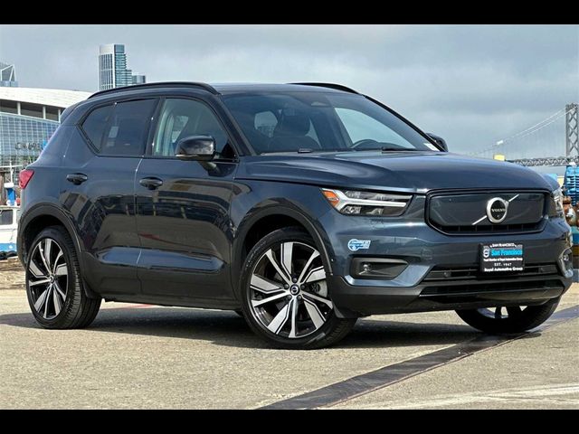 2022 Volvo XC40 Recharge Pure Electric Twin Plus