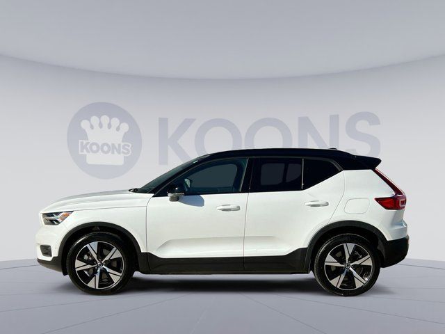 2022 Volvo XC40 Recharge Pure Electric Twin Plus