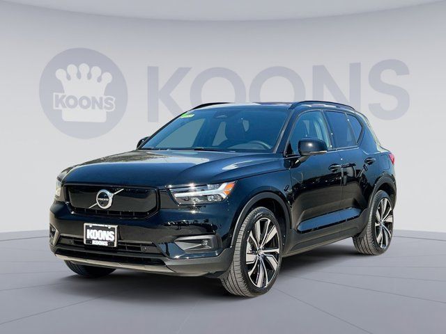 2022 Volvo XC40 Recharge Pure Electric Twin Plus