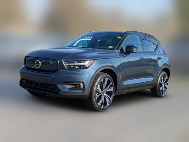 2022 Volvo XC40 Recharge Pure Electric Twin Plus