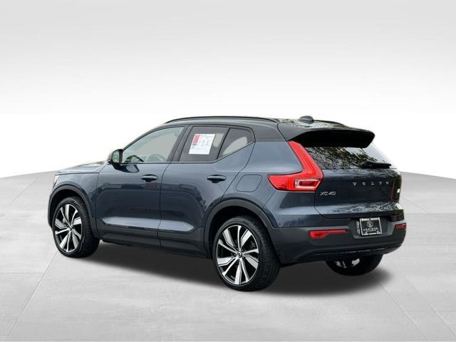 2022 Volvo XC40 Recharge Pure Electric Twin Plus