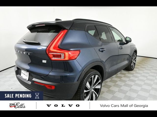 2022 Volvo XC40 Recharge Pure Electric Twin Plus