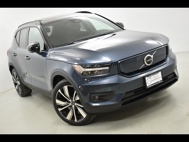 2022 Volvo XC40 Recharge Pure Electric Twin Plus