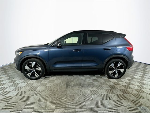 2022 Volvo XC40 Recharge Pure Electric Twin Plus