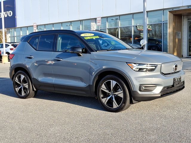 2022 Volvo XC40 Recharge Pure Electric Twin Plus