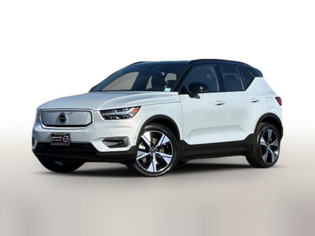 2022 Volvo XC40 Recharge Pure Electric Twin Plus